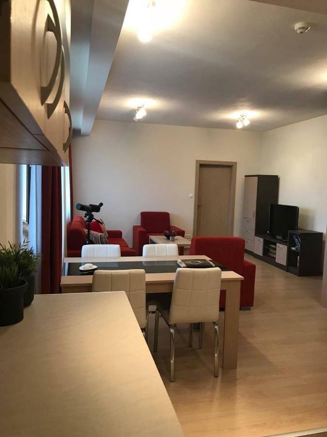Apartmány Sabai Dee Stará Lesná Exterior foto