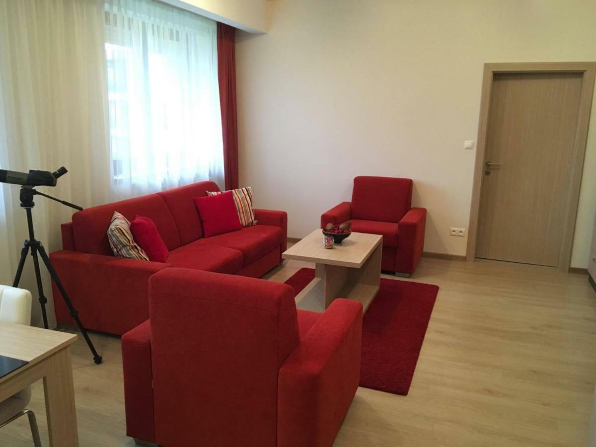 Apartmány Sabai Dee Stará Lesná Exterior foto